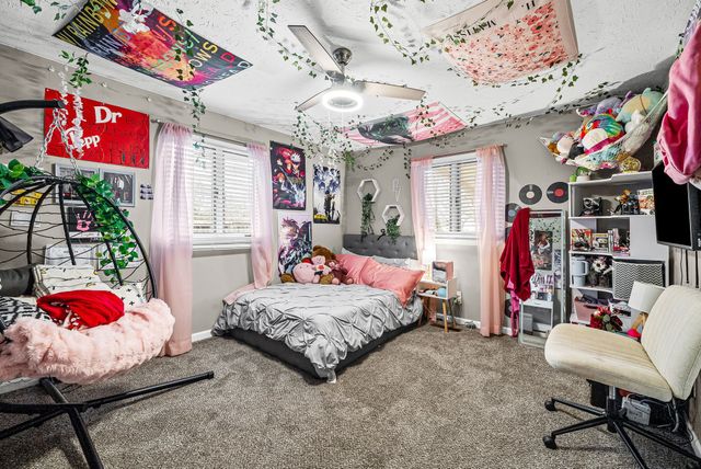 1112 Black Oak Ln, Hopkinsville, KY 42240