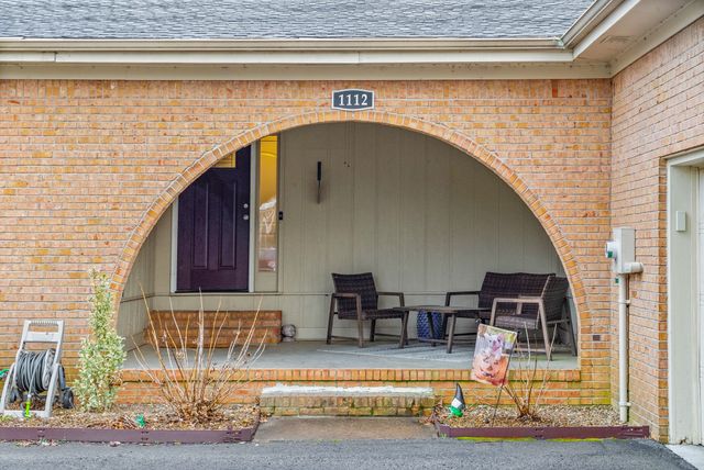 1112 Black Oak Ln, Hopkinsville, KY 42240