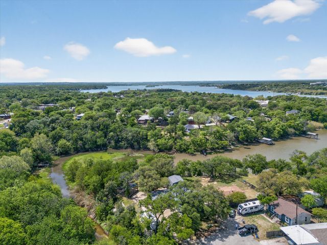 7036 Lotus Trail, Lake Worth, TX 76135