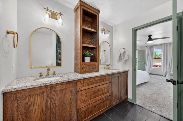 7036 Lotus Trail, Lake Worth, TX 76135