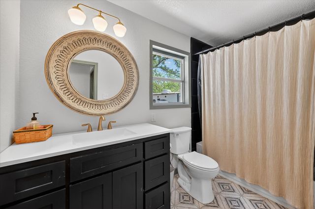 7036 Lotus Trail, Lake Worth, TX 76135