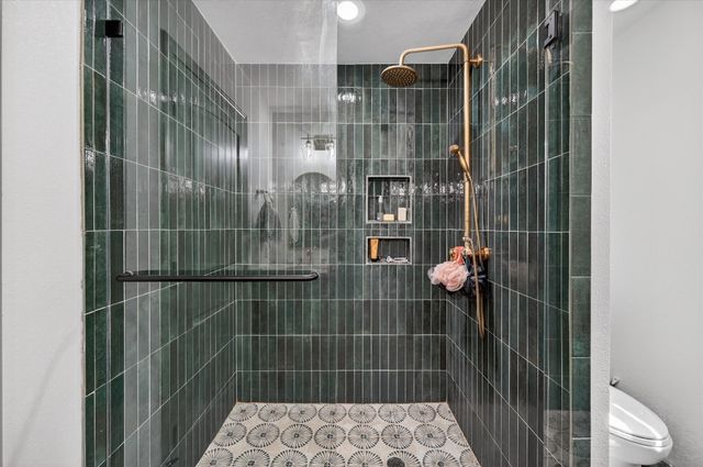 7036 Lotus Trail, Lake Worth, TX 76135