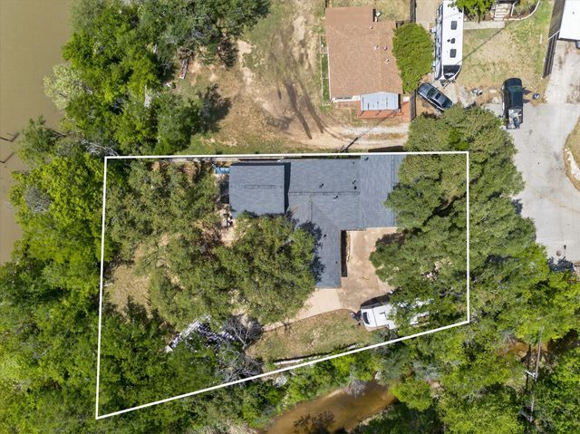 7036 Lotus Trail, Lake Worth, TX 76135