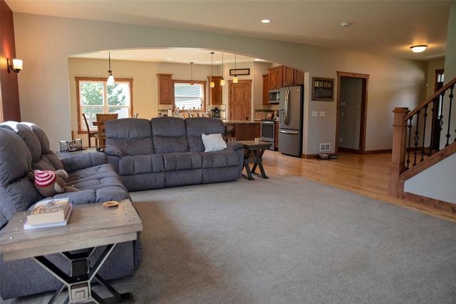 4823 Club House Lane, Eau Claire, WI 54703