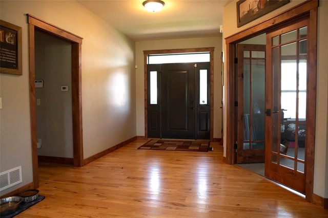 4823 Club House Lane, Eau Claire, WI 54703