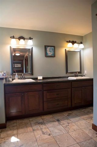 4823 Club House Lane, Eau Claire, WI 54703