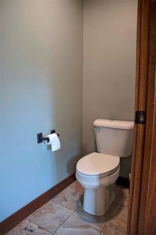 4823 Club House Lane, Eau Claire, WI 54703