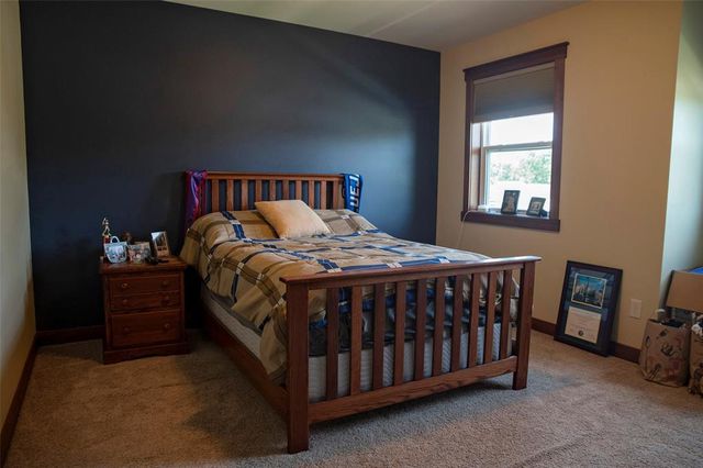 4823 Club House Lane, Eau Claire, WI 54703