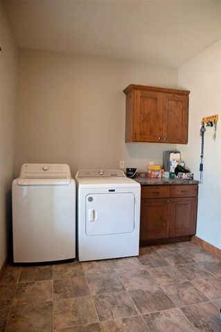 4823 Club House Lane, Eau Claire, WI 54703