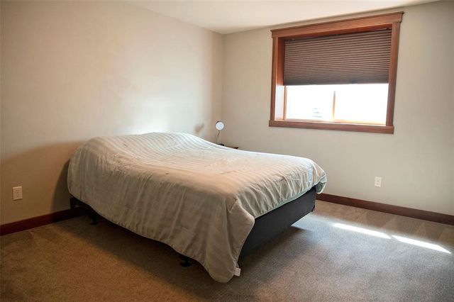 4823 Club House Lane, Eau Claire, WI 54703