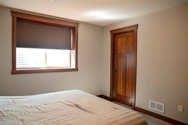 4823 Club House Lane, Eau Claire, WI 54703