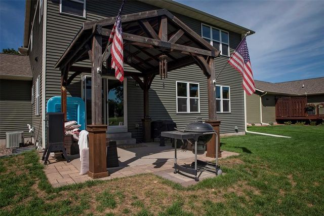 4823 Club House Lane, Eau Claire, WI 54703