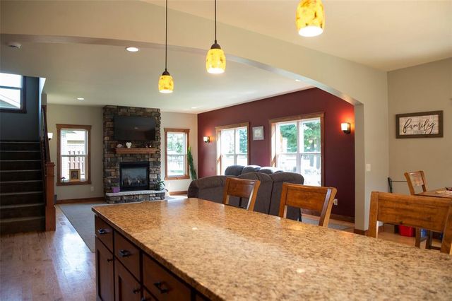 4823 Club House Lane, Eau Claire, WI 54703