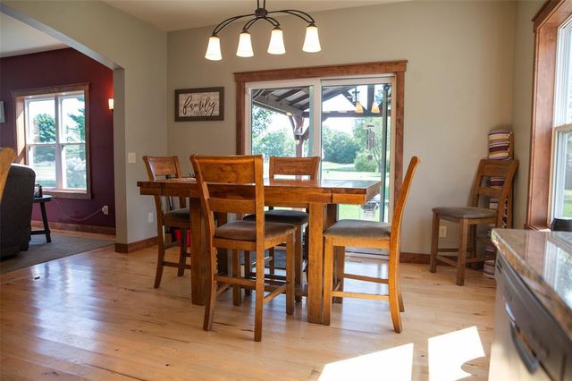 4823 Club House Lane, Eau Claire, WI 54703