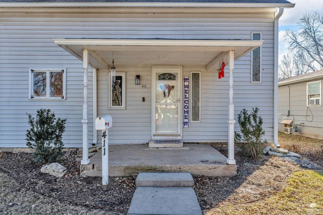 411 Moro Street, Manhattan, KS 66502