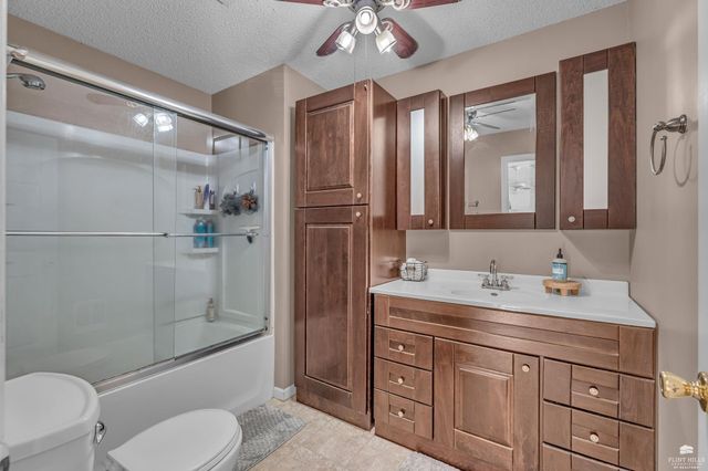 411 Moro Street, Manhattan, KS 66502