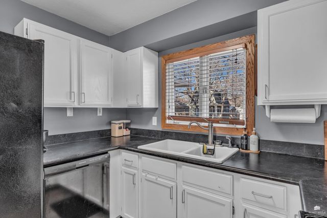 411 Moro Street, Manhattan, KS 66502