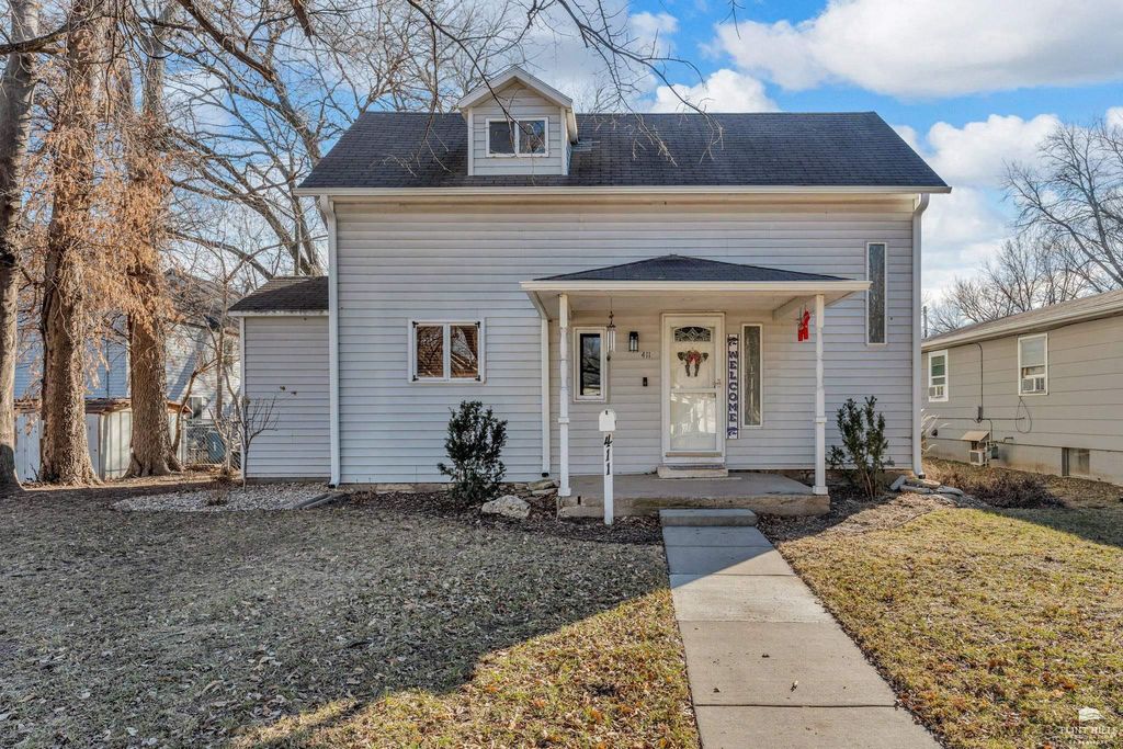 411 Moro Street, Manhattan, KS 66502