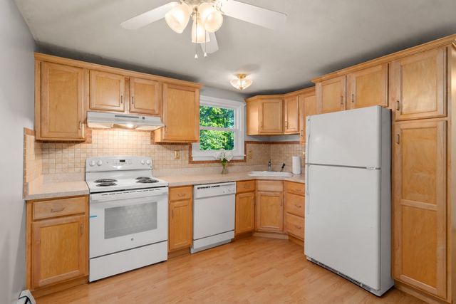 137 John A Dunn Memorial Dr 6, Rockland, MA 02370