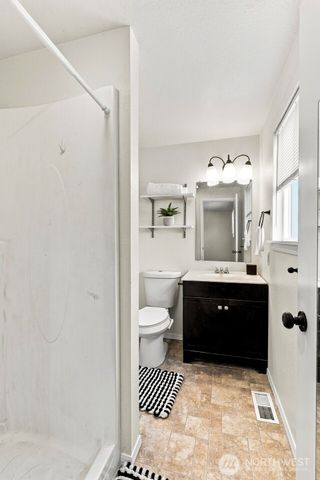 1116 SW 106th Street, Seattle, WA 98146