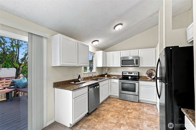 1116 SW 106th Street, Seattle, WA 98146