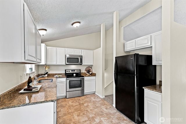 1116 SW 106th Street, Seattle, WA 98146
