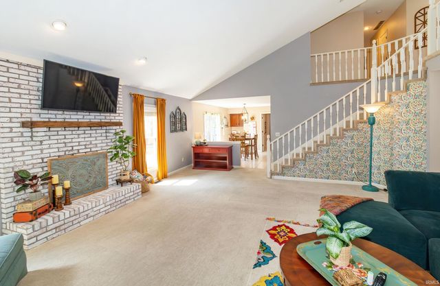 3599 Crossgate Court, Newburgh, IN 47630