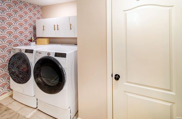 3599 Crossgate Court, Newburgh, IN 47630