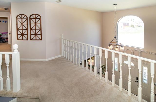 3599 Crossgate Court, Newburgh, IN 47630