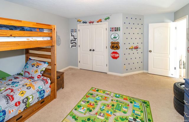 3599 Crossgate Court, Newburgh, IN 47630