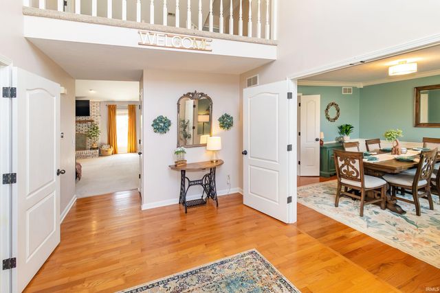 3599 Crossgate Court, Newburgh, IN 47630