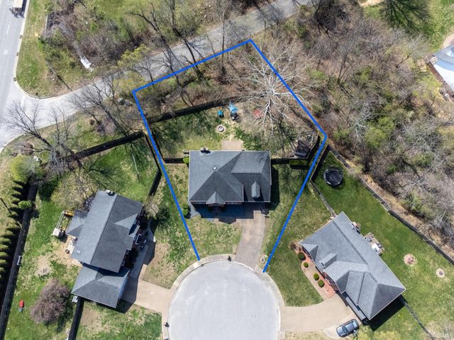 3599 Crossgate Court, Newburgh, IN 47630