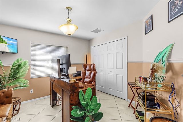 1721 SW 30th TER, Cape Coral, FL 33914