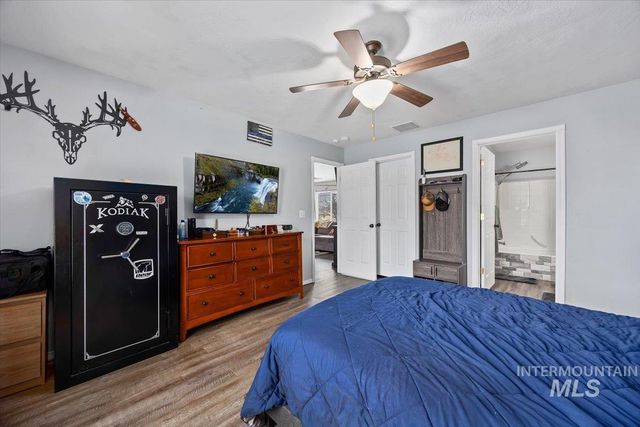 1411 Cayuse Creek Dr, Kimberly, ID 83341