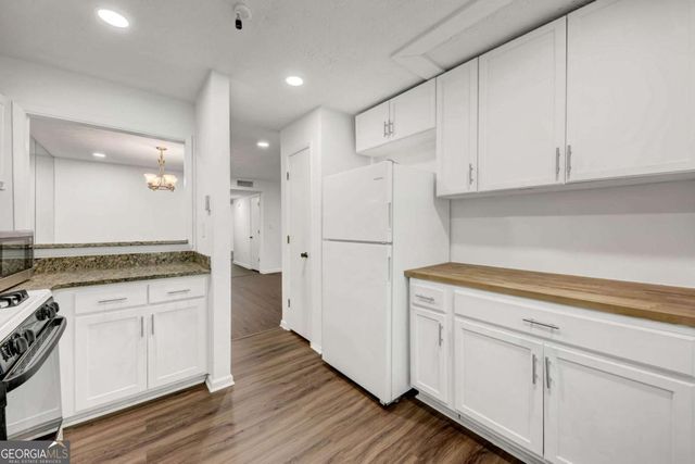 1301 Cumberland Court, Smyrna, GA 30080