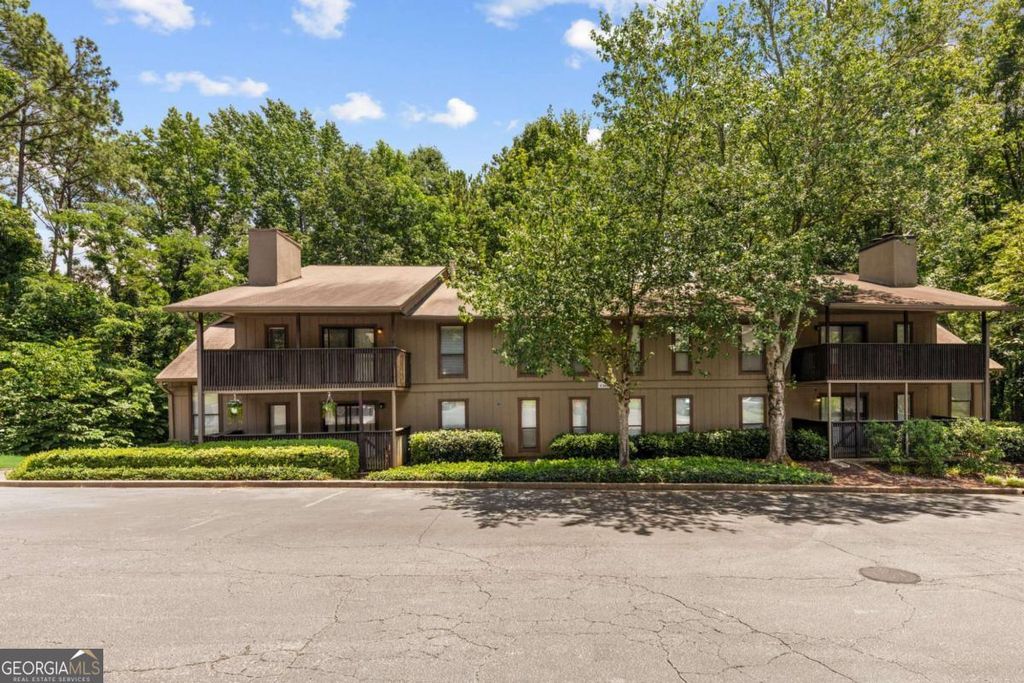 1301 Cumberland Court, Smyrna, GA 30080