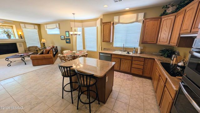 62218 E Sand Crest Drive, Tucson, AZ 85739