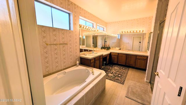 62218 E Sand Crest Drive, Tucson, AZ 85739