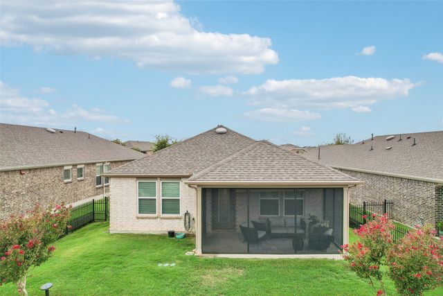 7665 Parade Drive, Little Elm, TX 76227