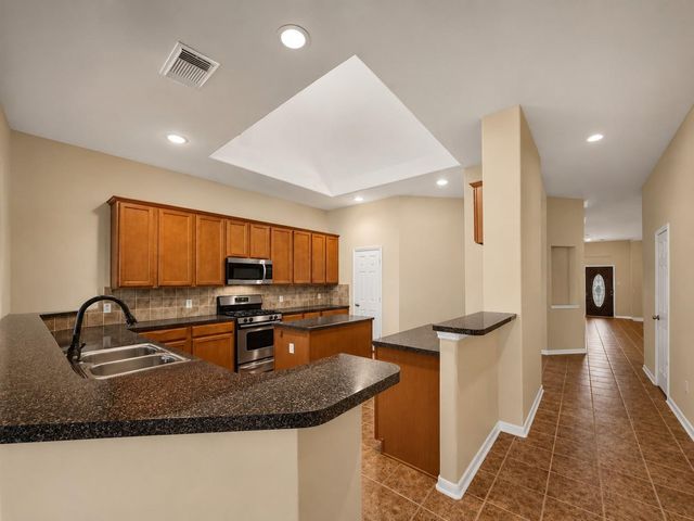 9010 Carriage Point Dr, Sugar Land, TX 77479