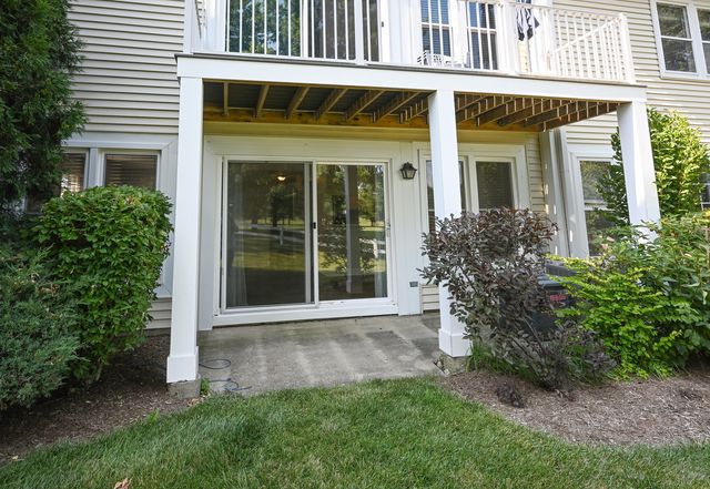 230 University Lane, Elk Grove Village, IL 60007
