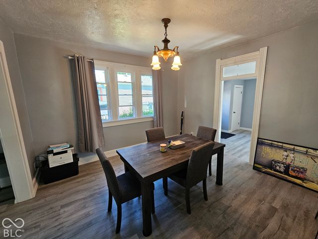 917 W 8th Street, Anderson, IN 46016