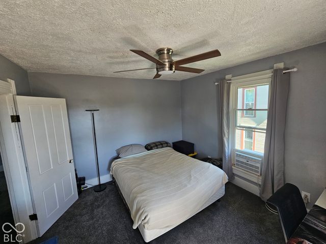 917 W 8th Street, Anderson, IN 46016