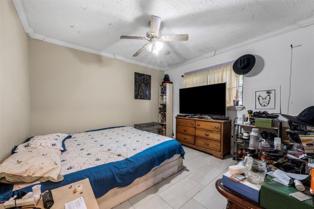 12127 W Marsham Circle, Houston, TX 77066