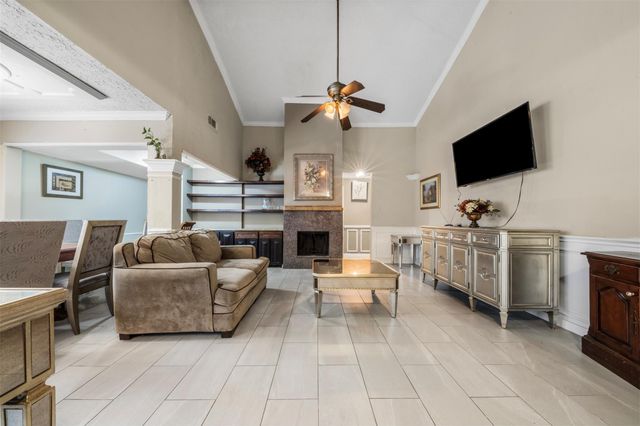 12127 W Marsham Circle, Houston, TX 77066