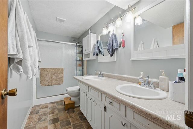 4919 N Burlington Dr, Boise, ID 83704
