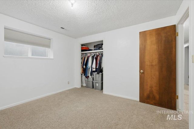 4919 N Burlington Dr, Boise, ID 83704