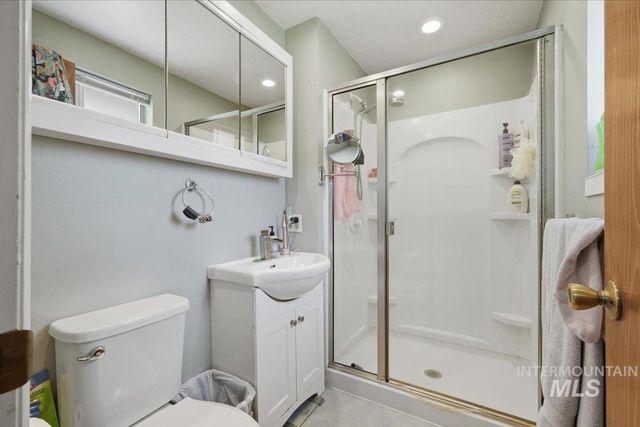 4919 N Burlington Dr, Boise, ID 83704