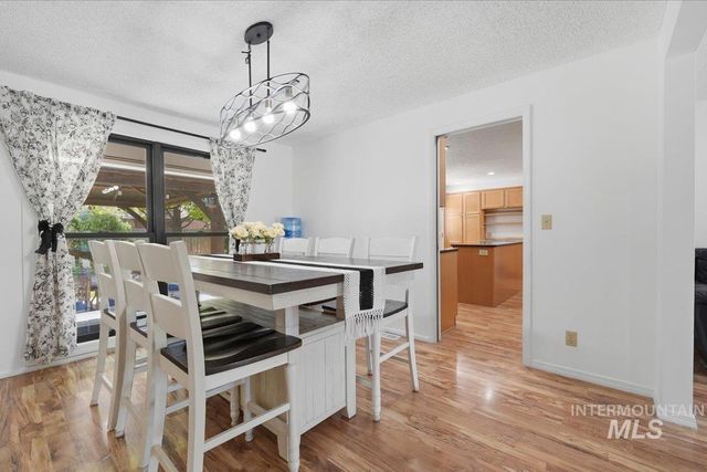 4919 N Burlington Dr, Boise, ID 83704