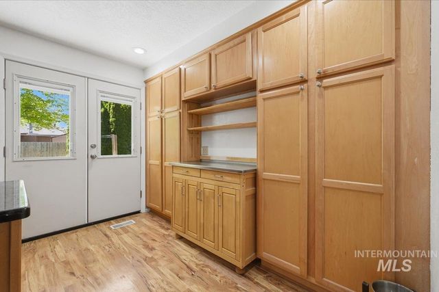 4919 N Burlington Dr, Boise, ID 83704